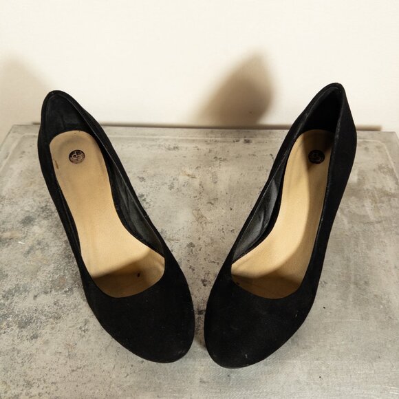 Black Velvet Classic Heels Rubber Sole 9 Chunky Stiletto - Picture 3 of 9